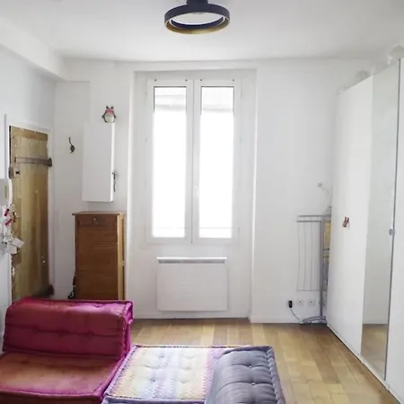 Apartment Nice Studio On The Banks Of The Canal Saint-martin Paris